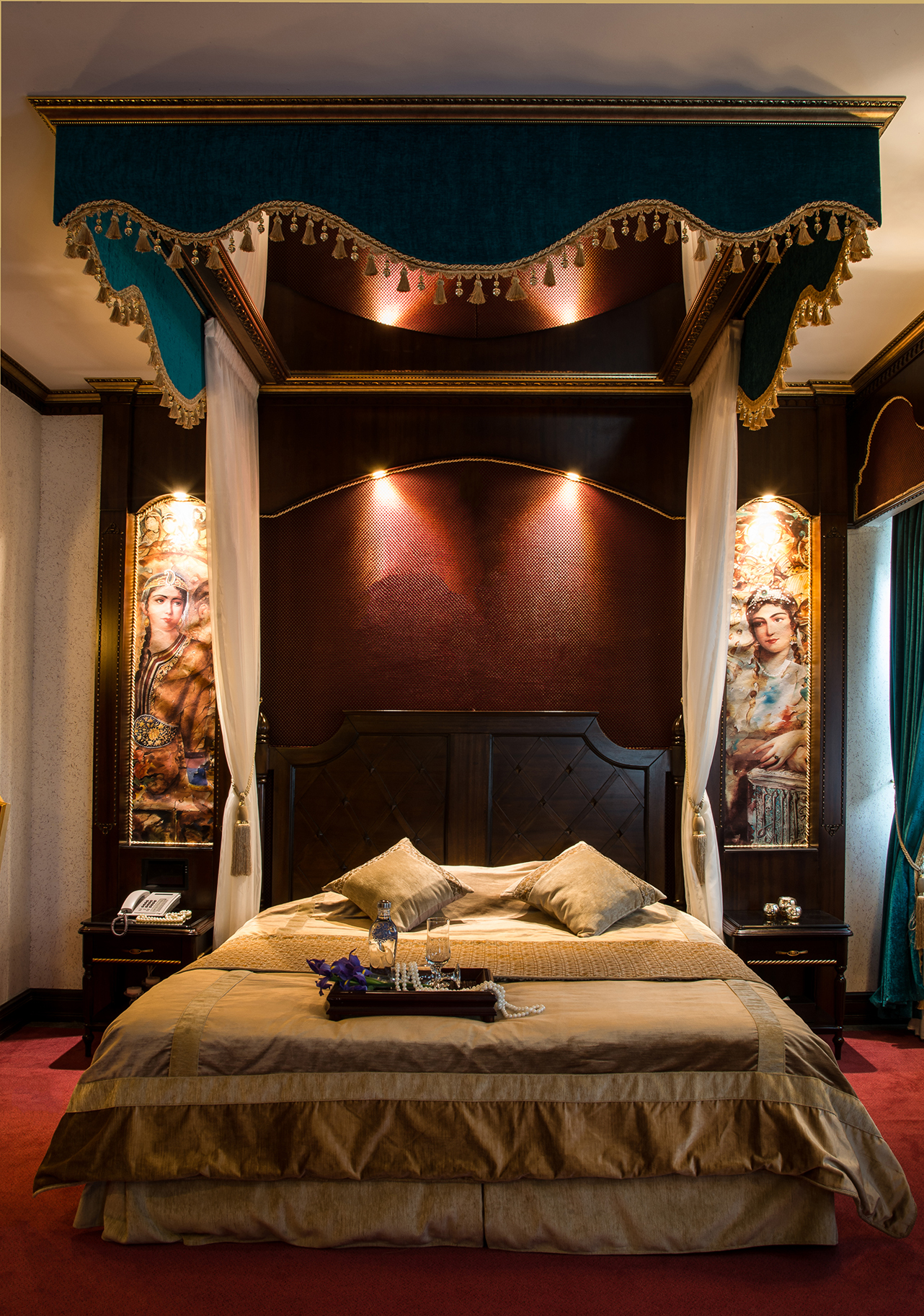 اتاق دو تخته قاجاری هتل بین المللی قصر مشهد